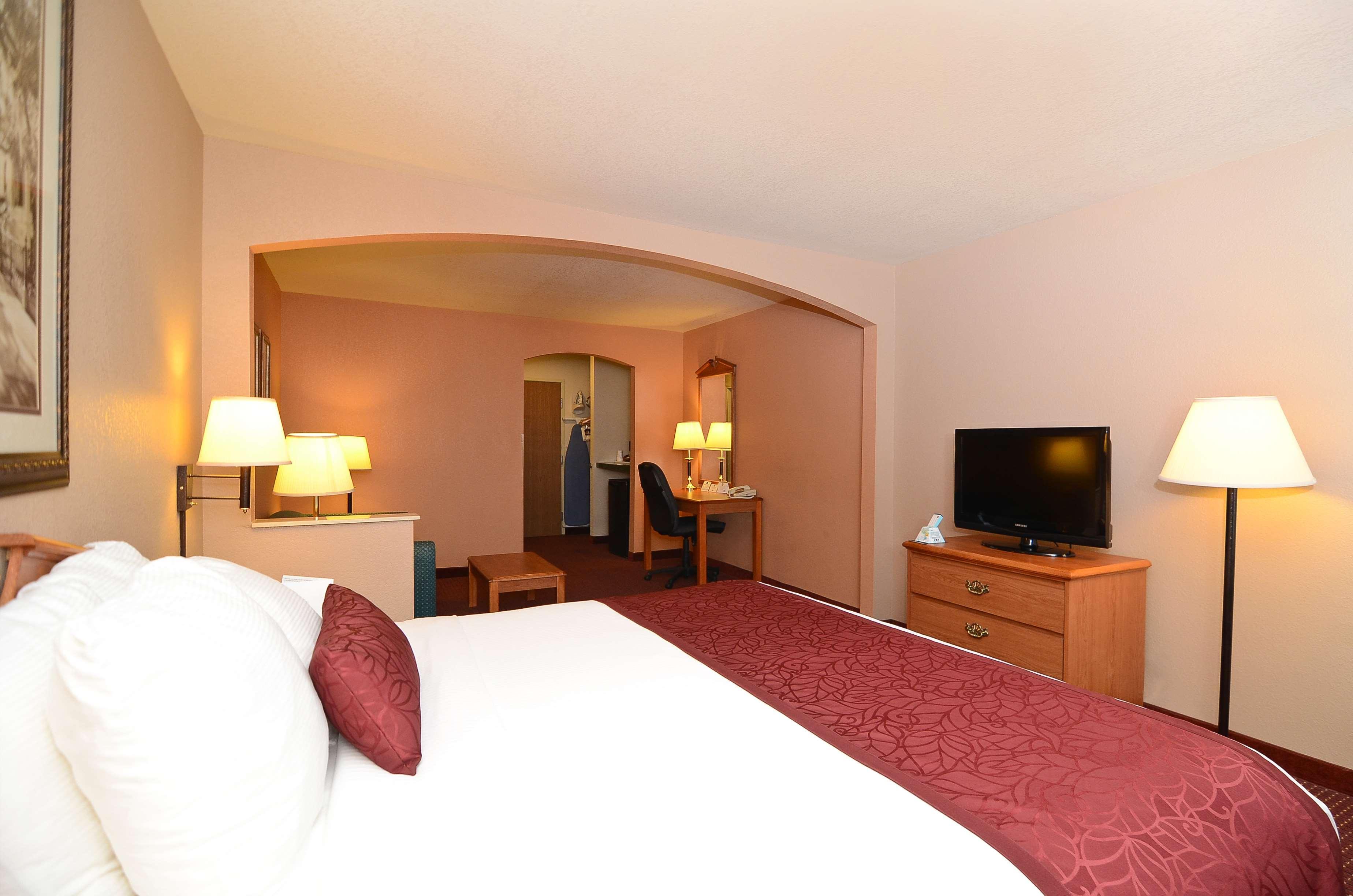 Best Western Abilene Inn And Suites Экстерьер фото
