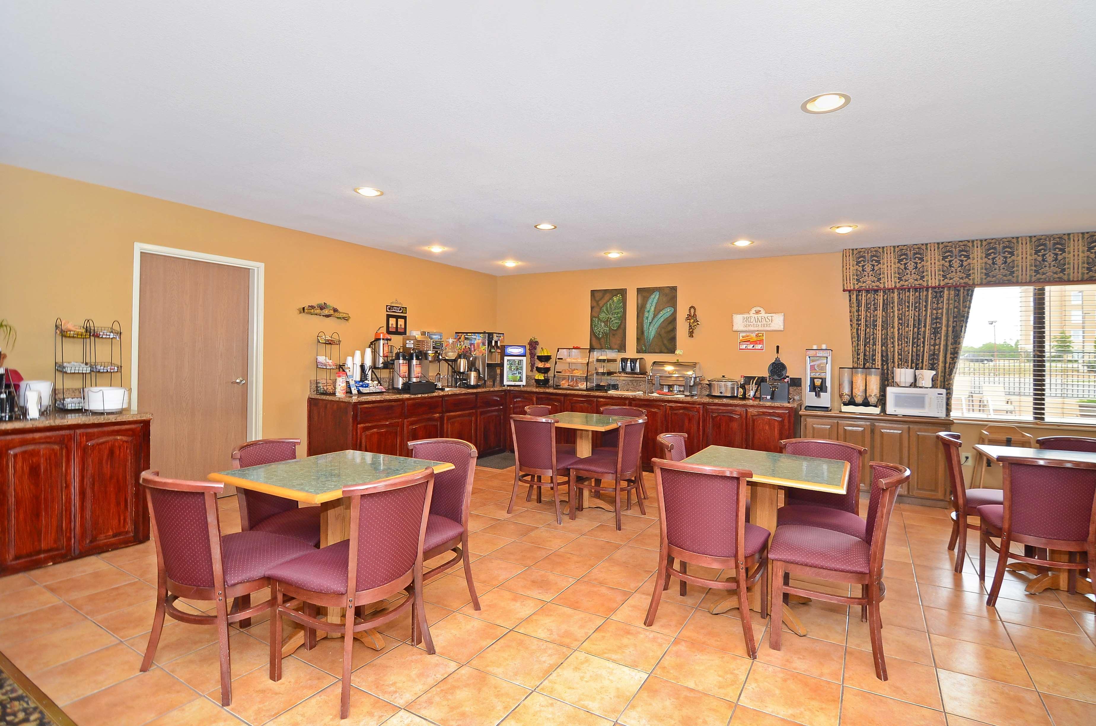 Best Western Abilene Inn And Suites Экстерьер фото