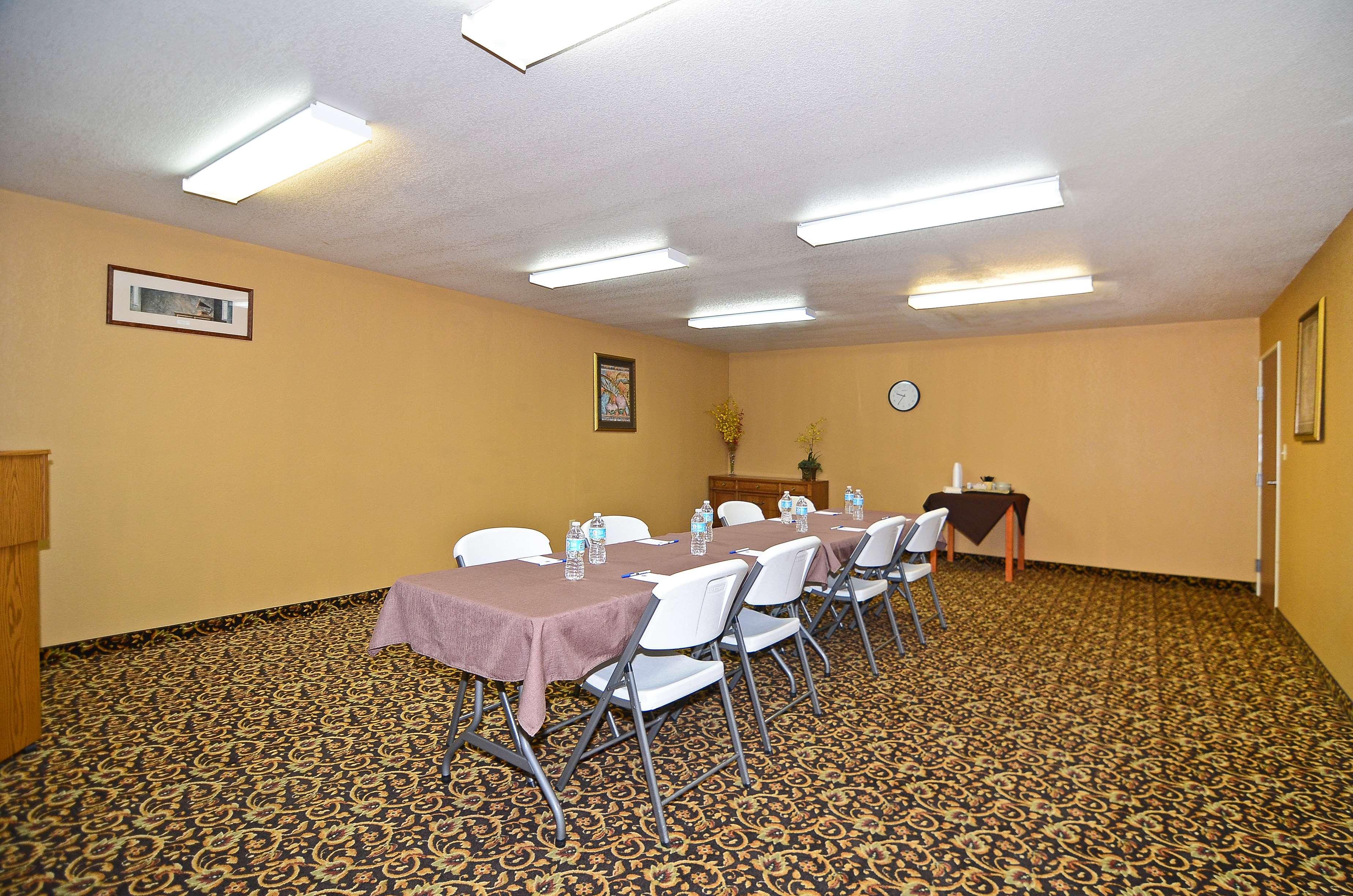 Best Western Abilene Inn And Suites Экстерьер фото